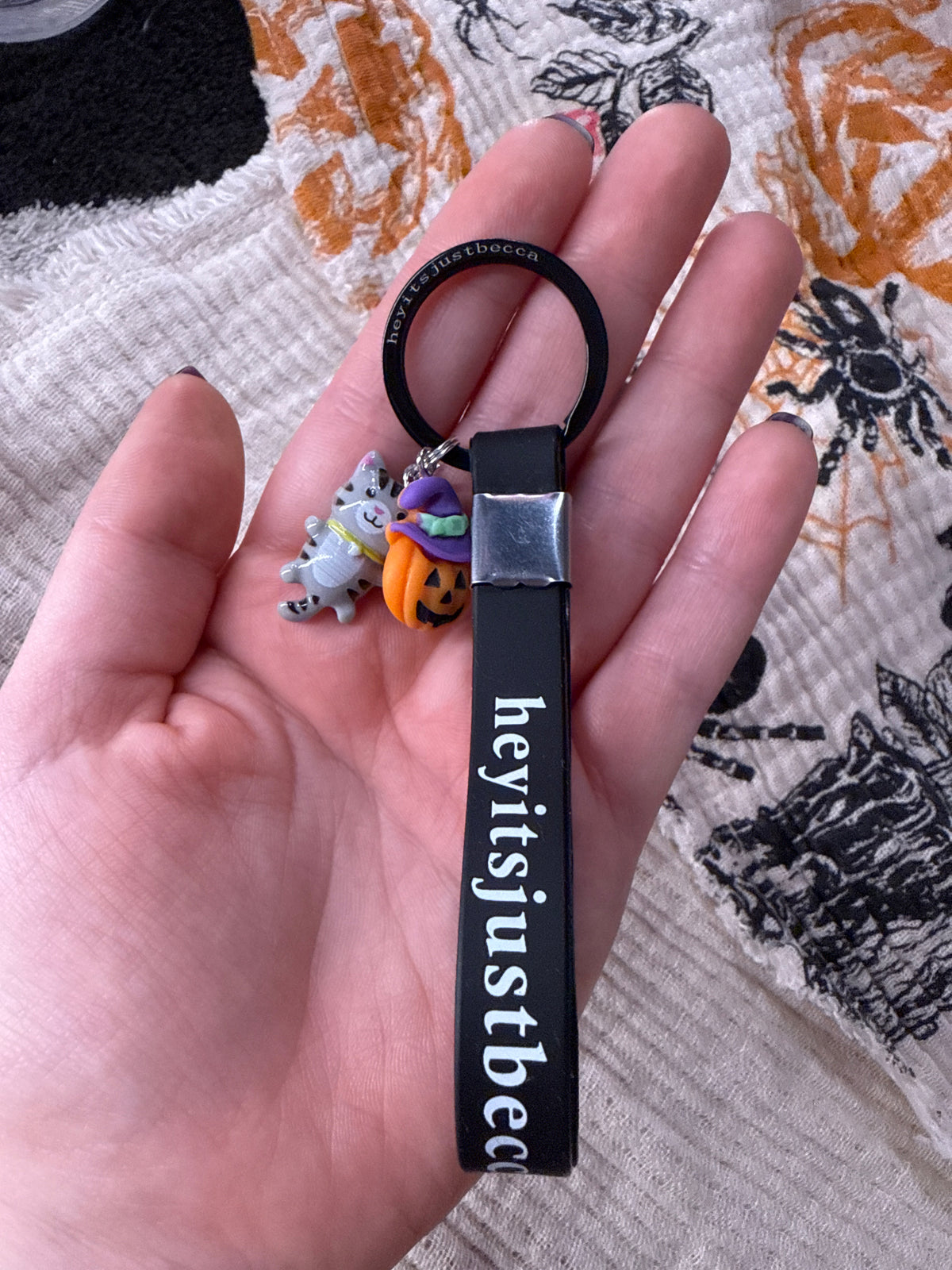 ‘heyitsjustbecca’ Pumpkin Charm Keyring
