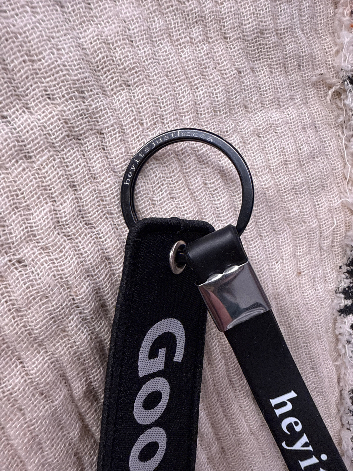 ‘heyitsjustbecca’ Keyring (Option 2)