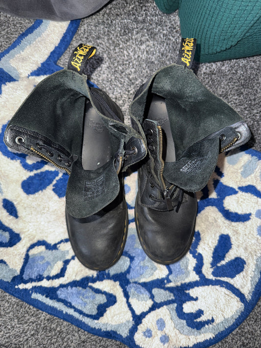 Dr Martens Boots (Well Worn)