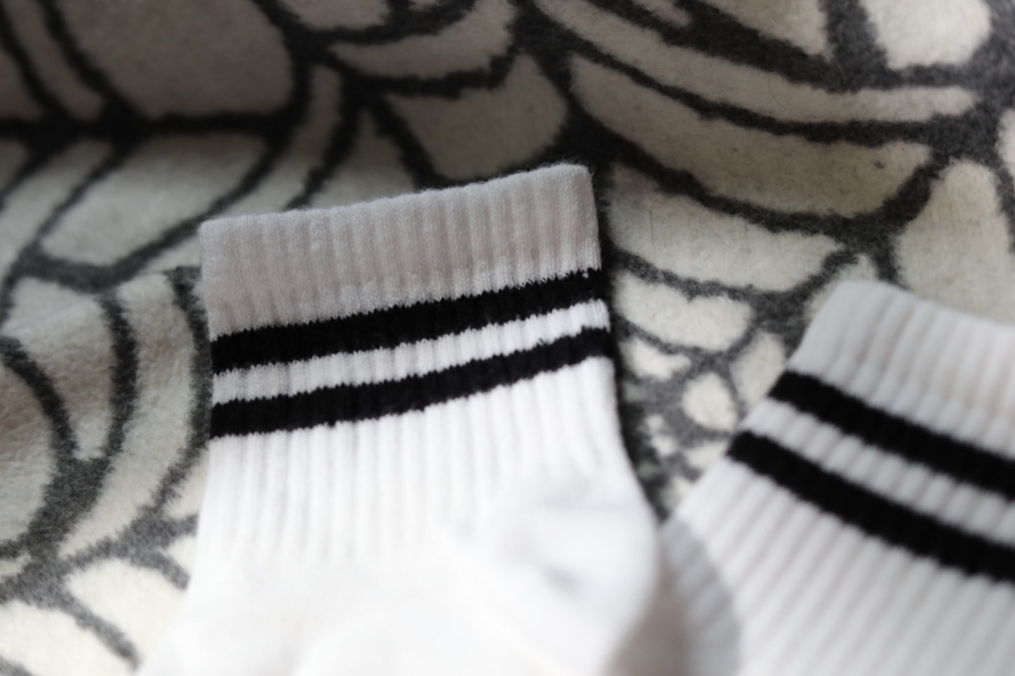 White & Black Stripe ‘48’ Quarter Socks