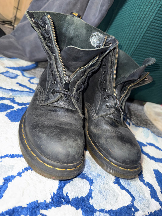 Dr Martens Boots (Well Worn)
